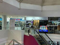 Queensway Tower / Queensway Shopping Centre (D3), Retail #446465471